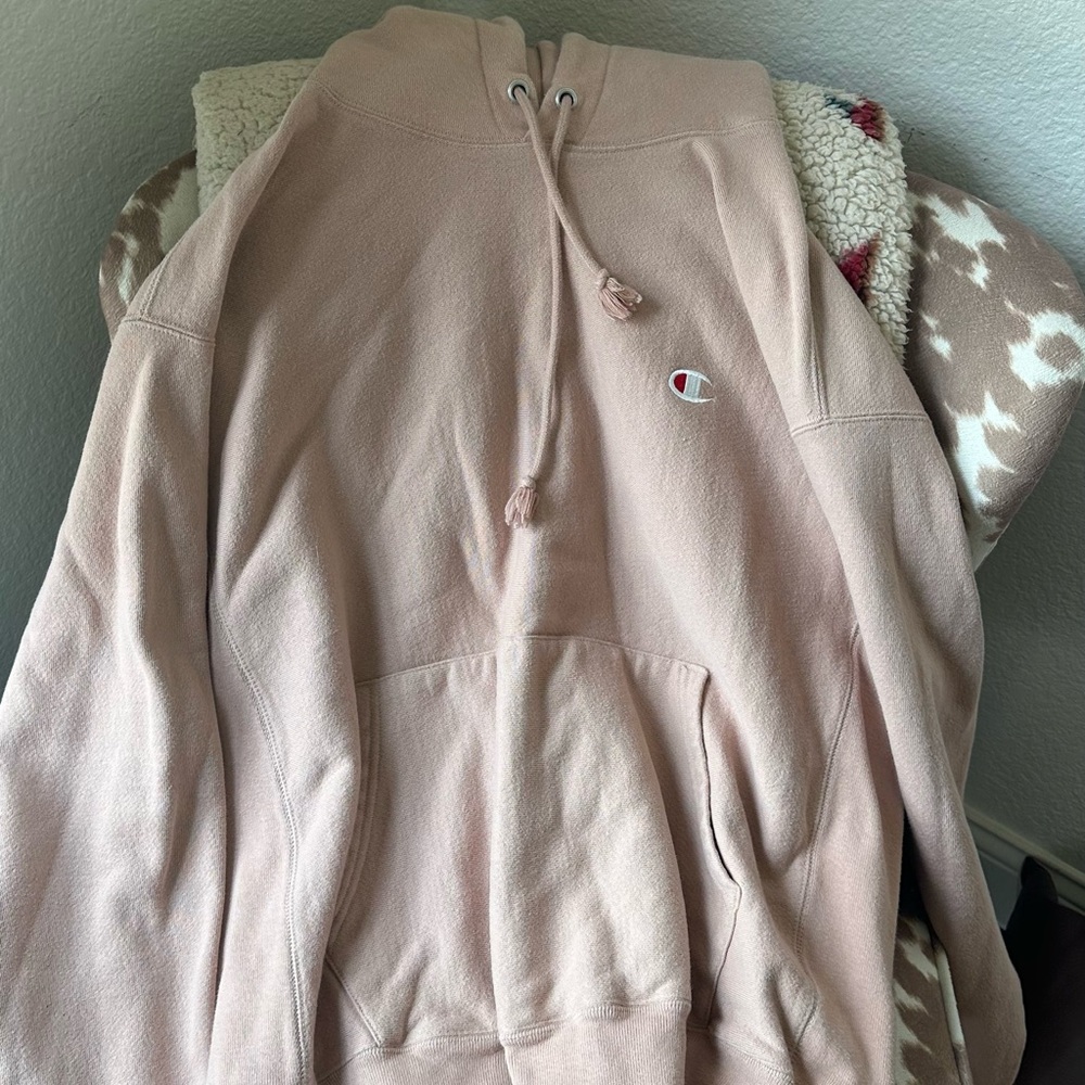 Champion pink champagne sweatshirt oversized